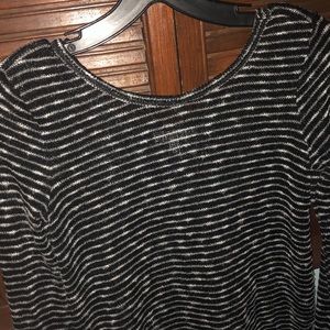 Long sleeve shirt/sweater